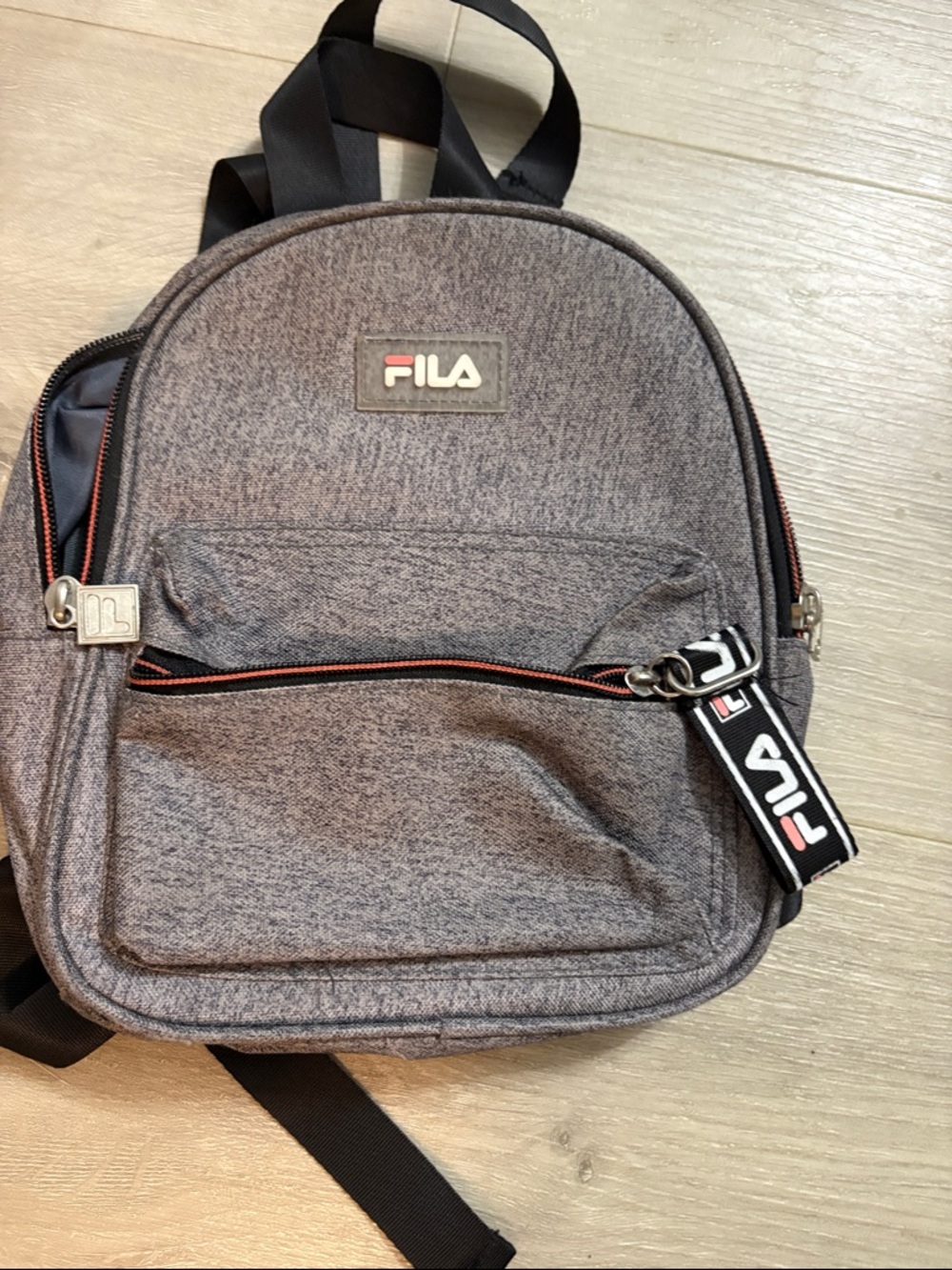 Fila Gray Heather Compact Backpack with Logo Pull unisex